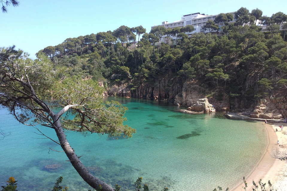 Playa de Aiguablava de Begur, mejores playas Barcelona. Aiguablava Beach, Begur. Best beaches Catalonia