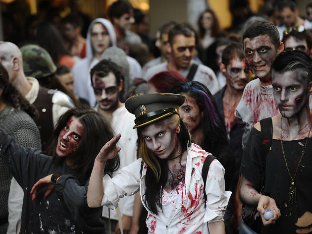 zombies walk barcelona