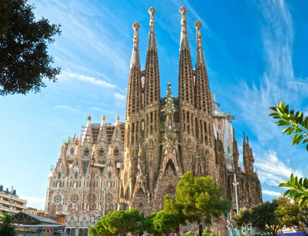 Sagrada Familia secrets - HOSTEMPLO